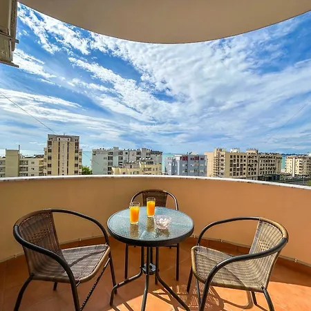 Grand Imperial Appartement *
